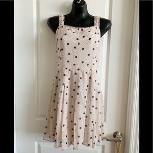 Veeko Dress Size M